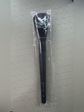 MORPHE E63 Makeup Brush